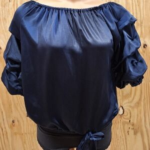 Vince Camuto Satin Style Top With Cute Sleeve Details Size Medium